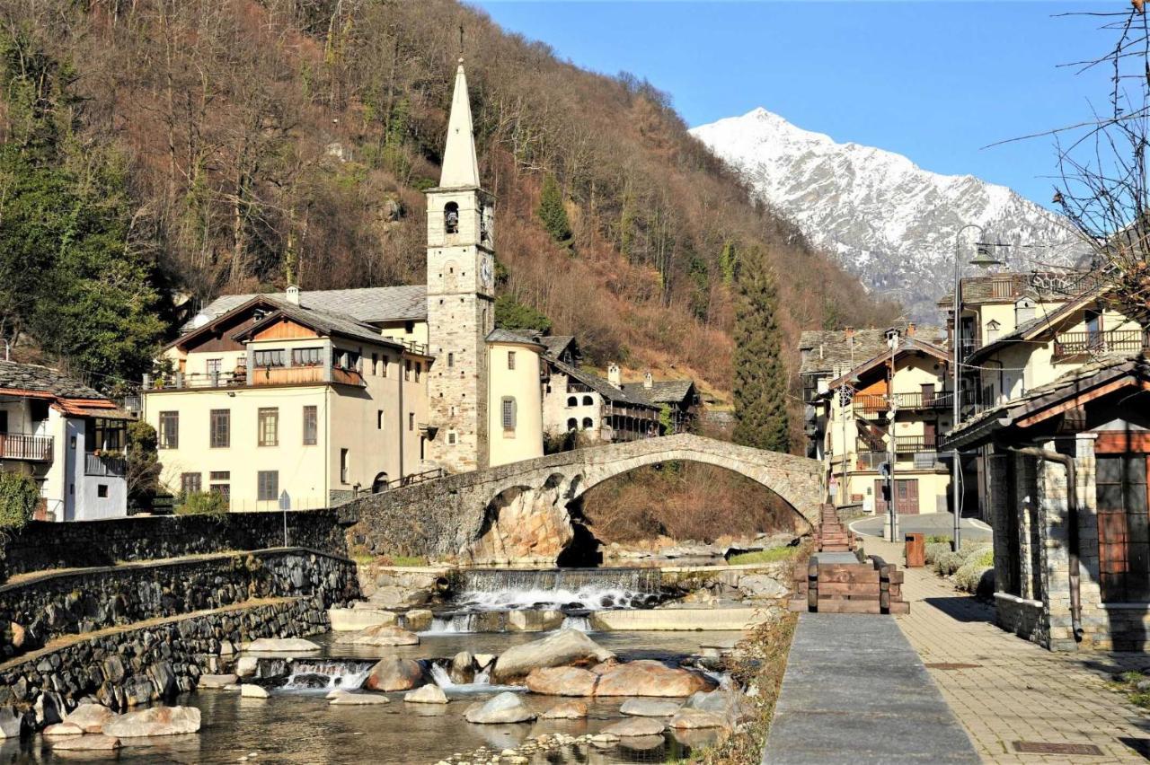 La Lupa Apartment - In The Heart Of Aosta With Car Box Exterior photo