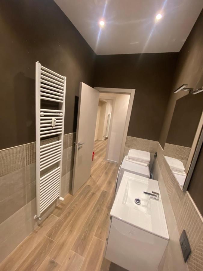 La Lupa Apartment - In The Heart Of Aosta With Car Box Exterior photo